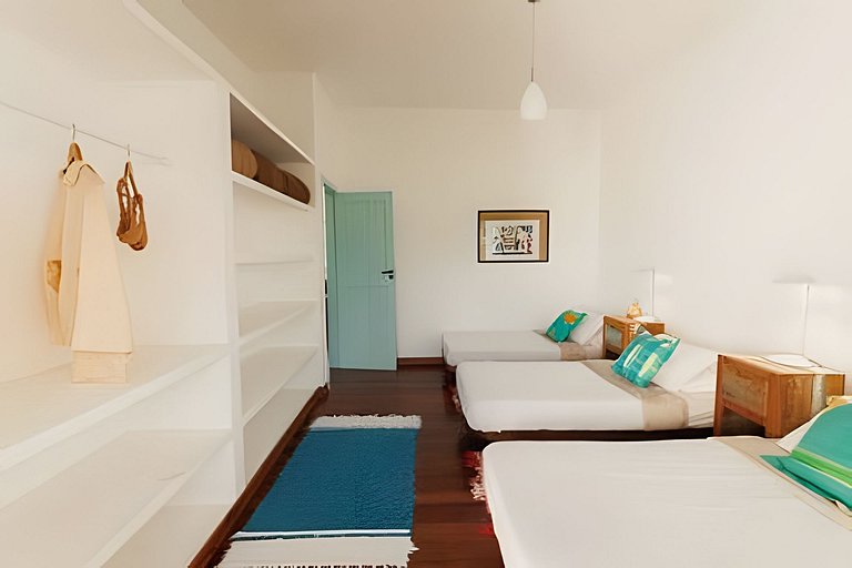 Casa de fazenda com piscina e vista para o Sincorá